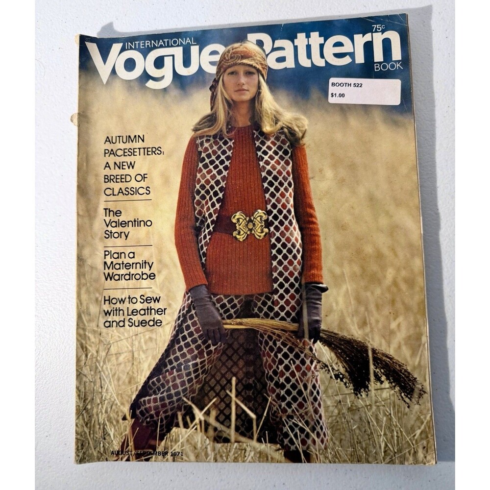Vintage 1971 International Vogue Pattern Book Magazine Womens Couture Fashion